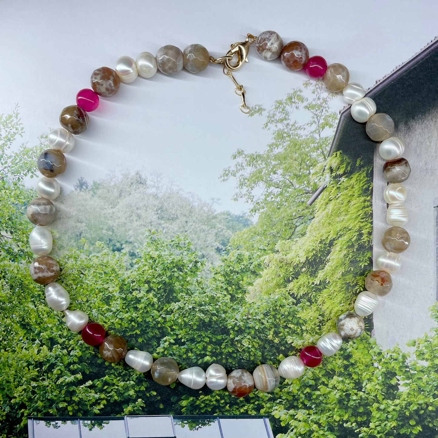 Des Necklace